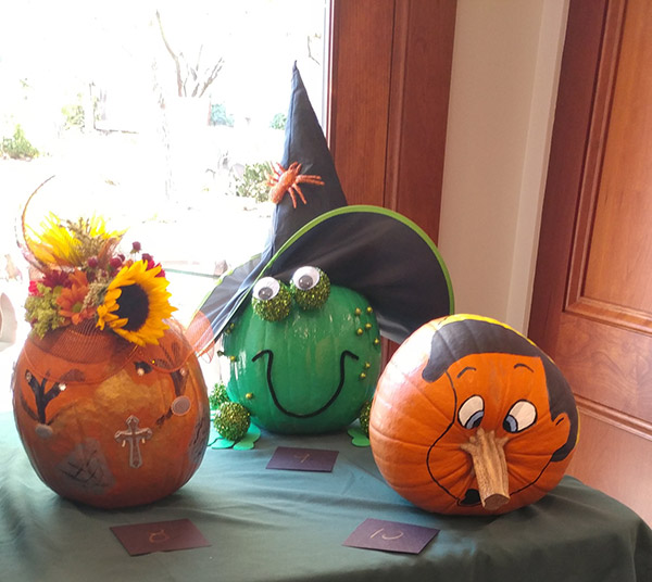Pinocchio, frog and flower halloween staff pumpkins