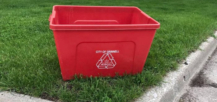 city of grinnell curbside recycling bin